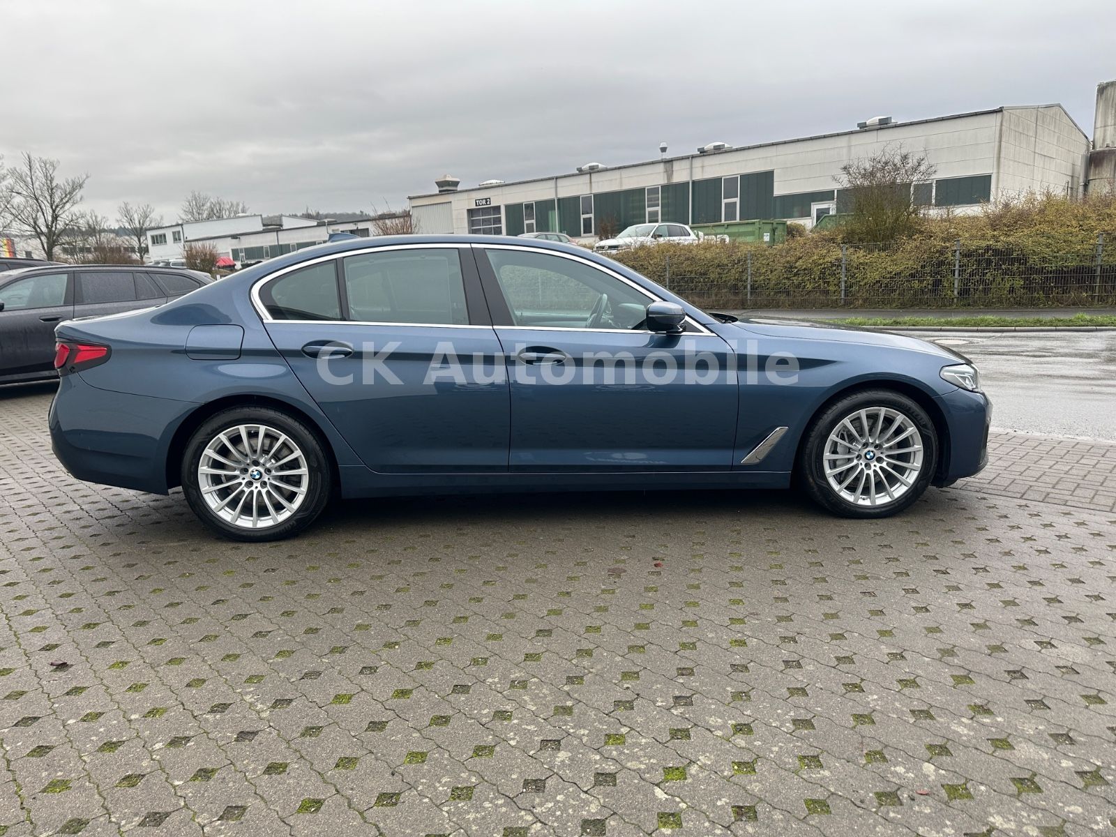 Fahrzeugabbildung BMW 530d Lim./Navi/Head-Up/Laser/Leder/Kamera