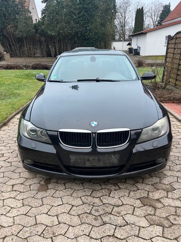 BMW 320 Baureihe 3 Lim. 320i