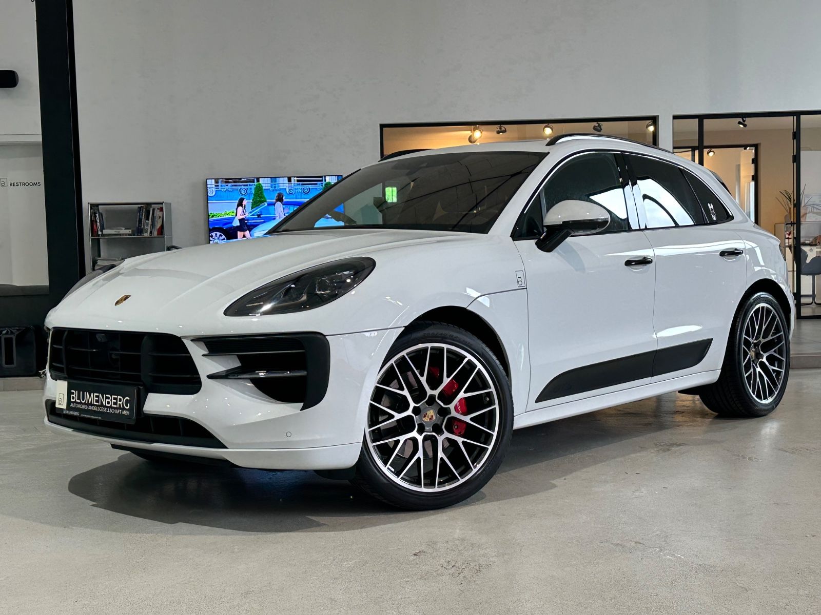 PORSCHE Macan GTS *Pano,BOSE,ACC,360°,Luft,Chrono*