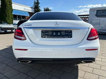 Mercedes-Benz E 200 2.0 Avantgarde Aut. Limousine