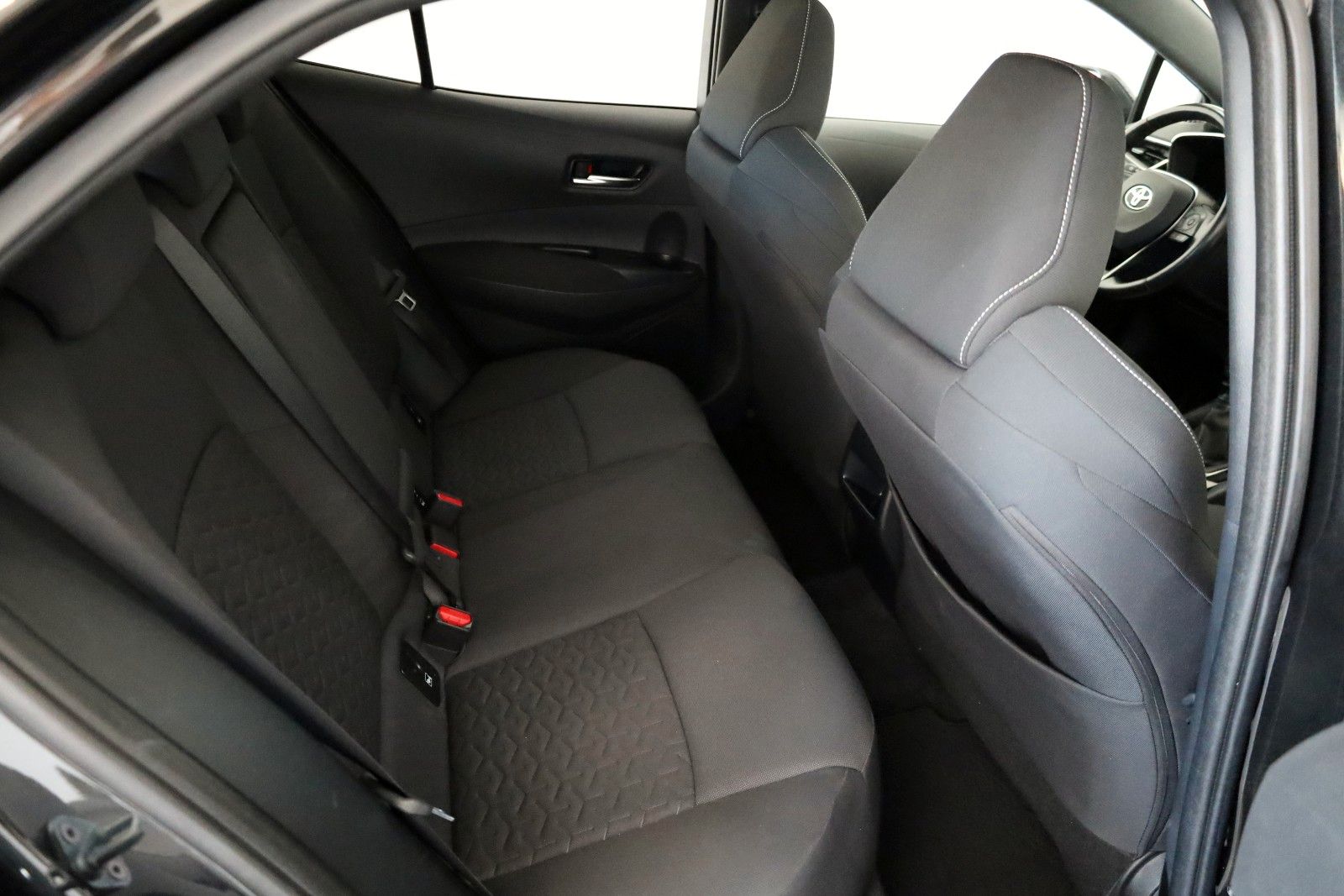 Fahrzeugabbildung Toyota Corolla Team D ACC,SH,PDC,Kamera,8 fach bereift