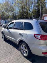 Hyundai SANTA FE 2.2 CRDi GLS 4WD GLS - Hyundai Santa Fe GLS mit Diesel-Antrieb