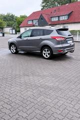 Ford Kuga 1,6 EcoBoost 4x4 134kW Titanium Autom. ... - Ford Kuga von privat