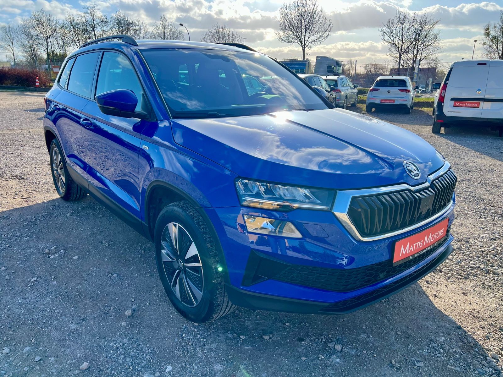 SKODA Karoq Tour 4×4 AAC AHK SHZ NAVI ALLRAD