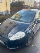 Fiat Punto 2009 - Gebrauchtwagen bis 900 Euro mit TÜV