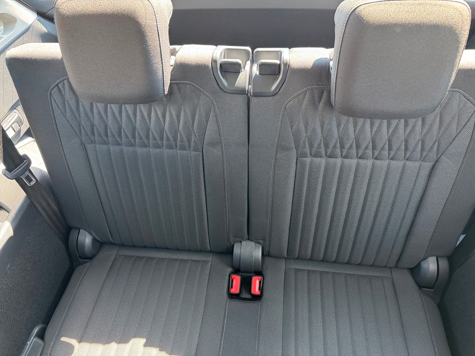 Fahrzeugabbildung Volkswagen Tiguan Allspace Life 1.5 TSI