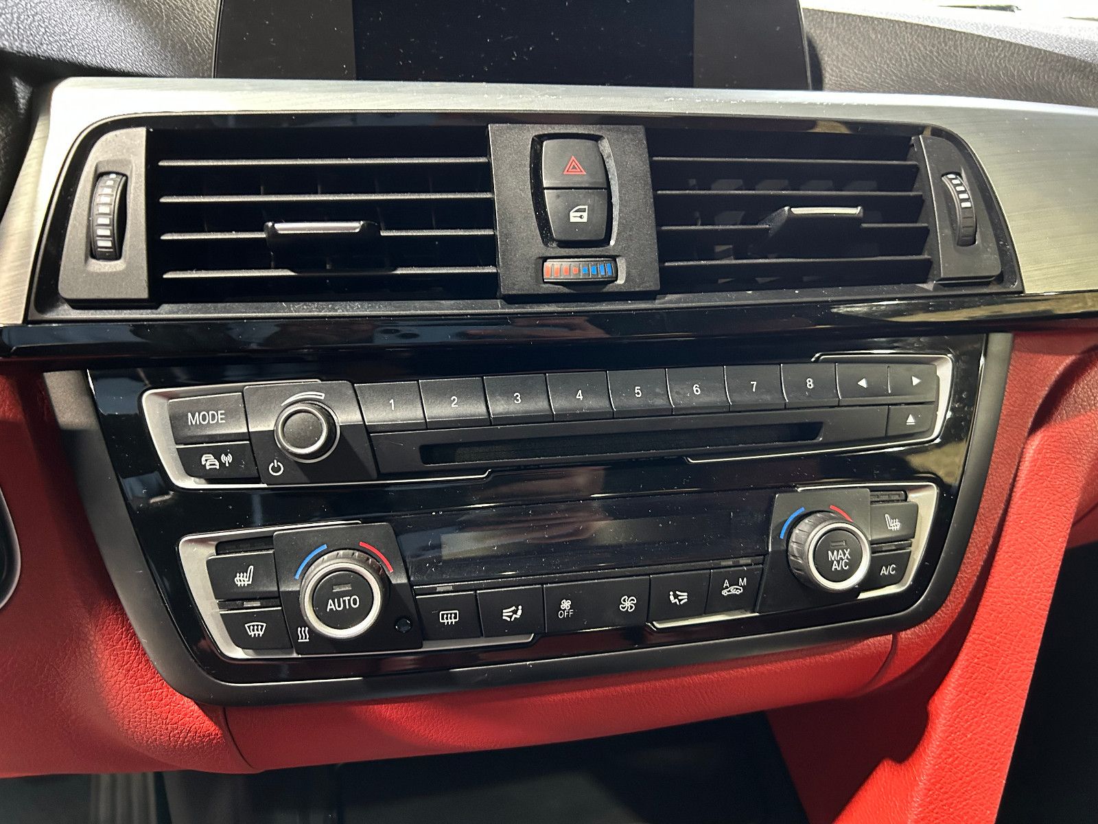 Fahrzeugabbildung BMW 428 Bau. 4 Coupe 428 i/BESCHÄDIGT/MOTORSCHADEN