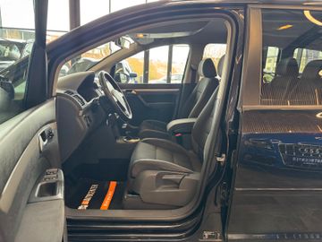 Volkswagen Touran Freestyle *DSG*TÜV 012028*