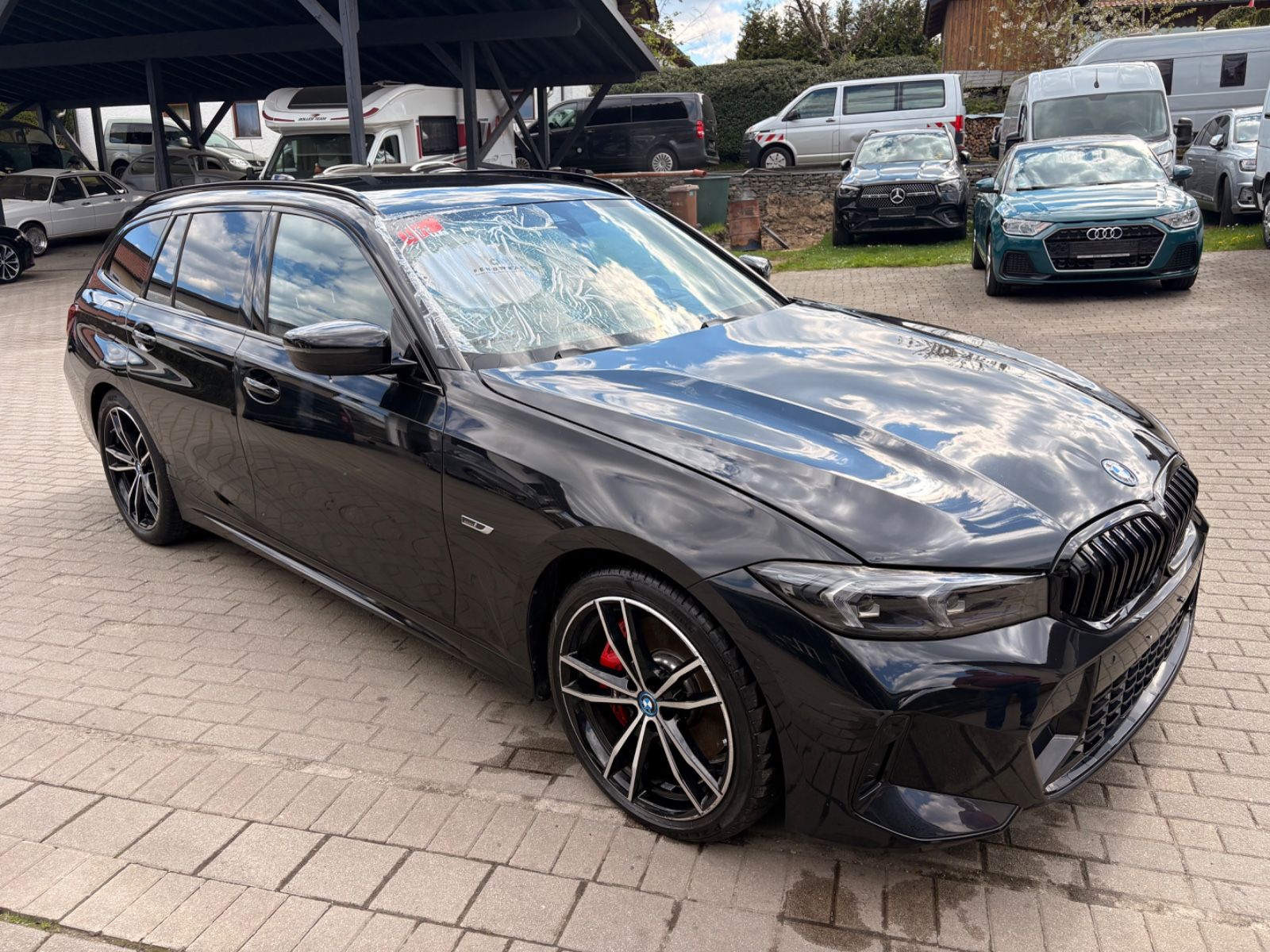 BMW 320 e M Sport Pro Touring AllBlack Facelift 1Hd foto 3