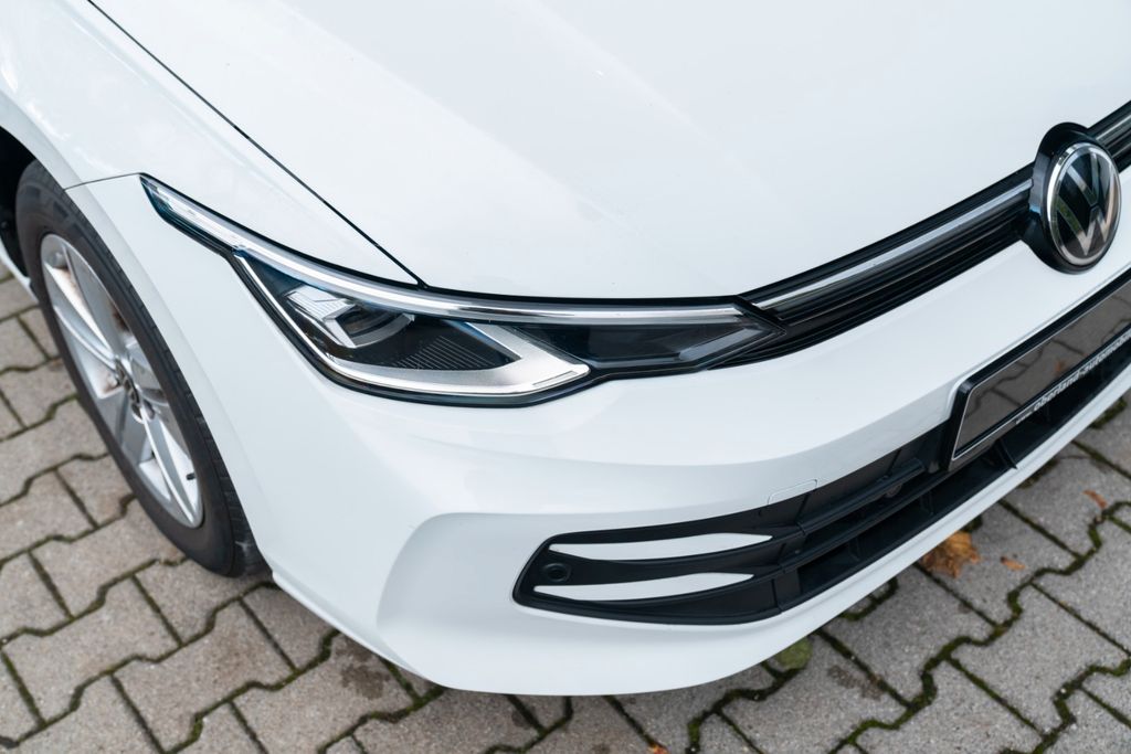 Volkswagen Golf 8 2.0 TDI LIFE/ BUSINESS/ AHK/ LED+ Volkswagen Golf 8 2.0 TDI LIFE/ BUSINESS/ AHK/ LED+