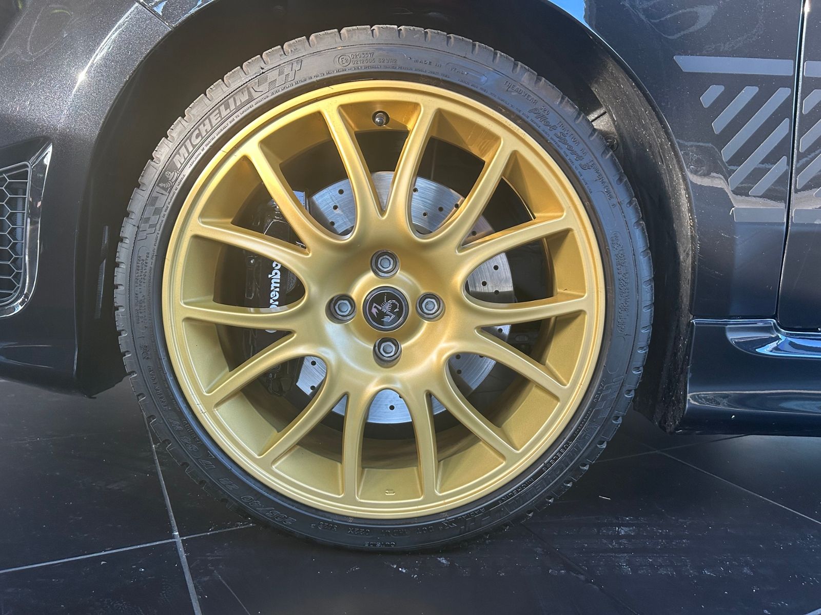 Fahrzeugabbildung Abarth 695 75 Anniversario 1.4 T-Jet BEATS