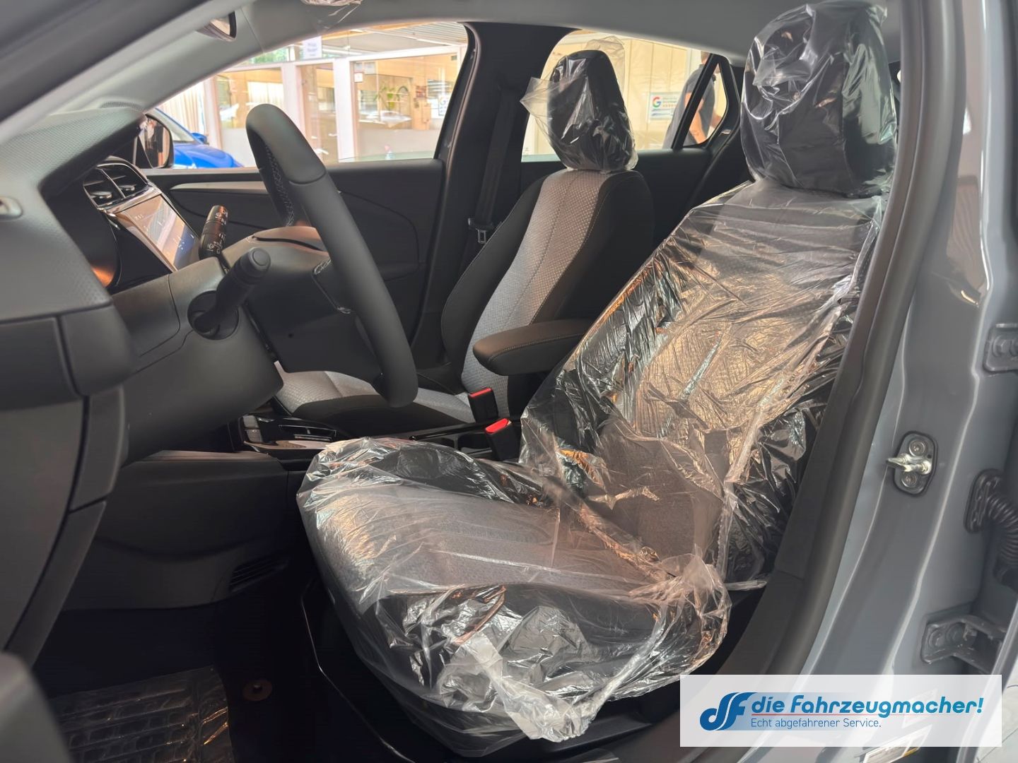 Fahrzeugabbildung Opel Corsa-e F e Edition Digitales Cockpit LED Apple