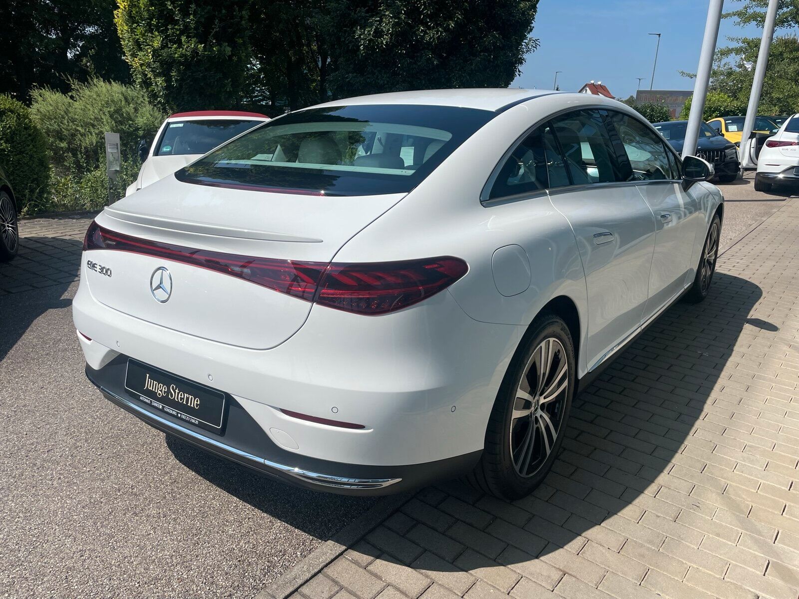 Mercedes-Benz EQE 300 ADVANCED BEIGE AHK DISTRO KEYLESS MEMOR foto 6