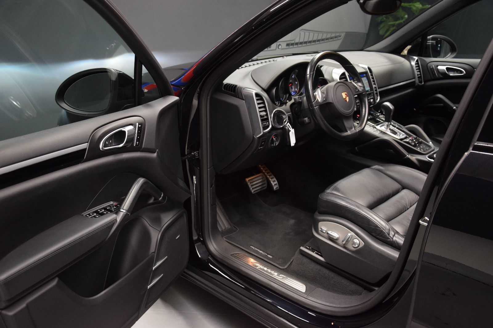 Fahrzeugabbildung Porsche Cayenne S V8 Diesel Leder Pano Bose Kamera 21"