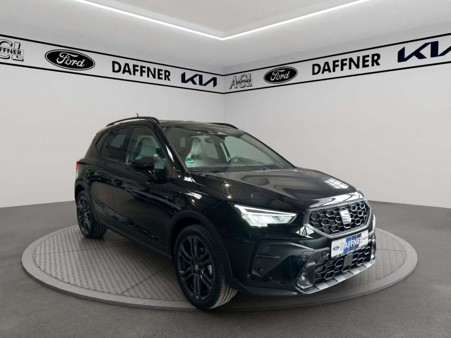 Fahrzeugabbildung SEAT Arona 1.0 TSI 85 kW FR Navi Digitales Cockpit LE