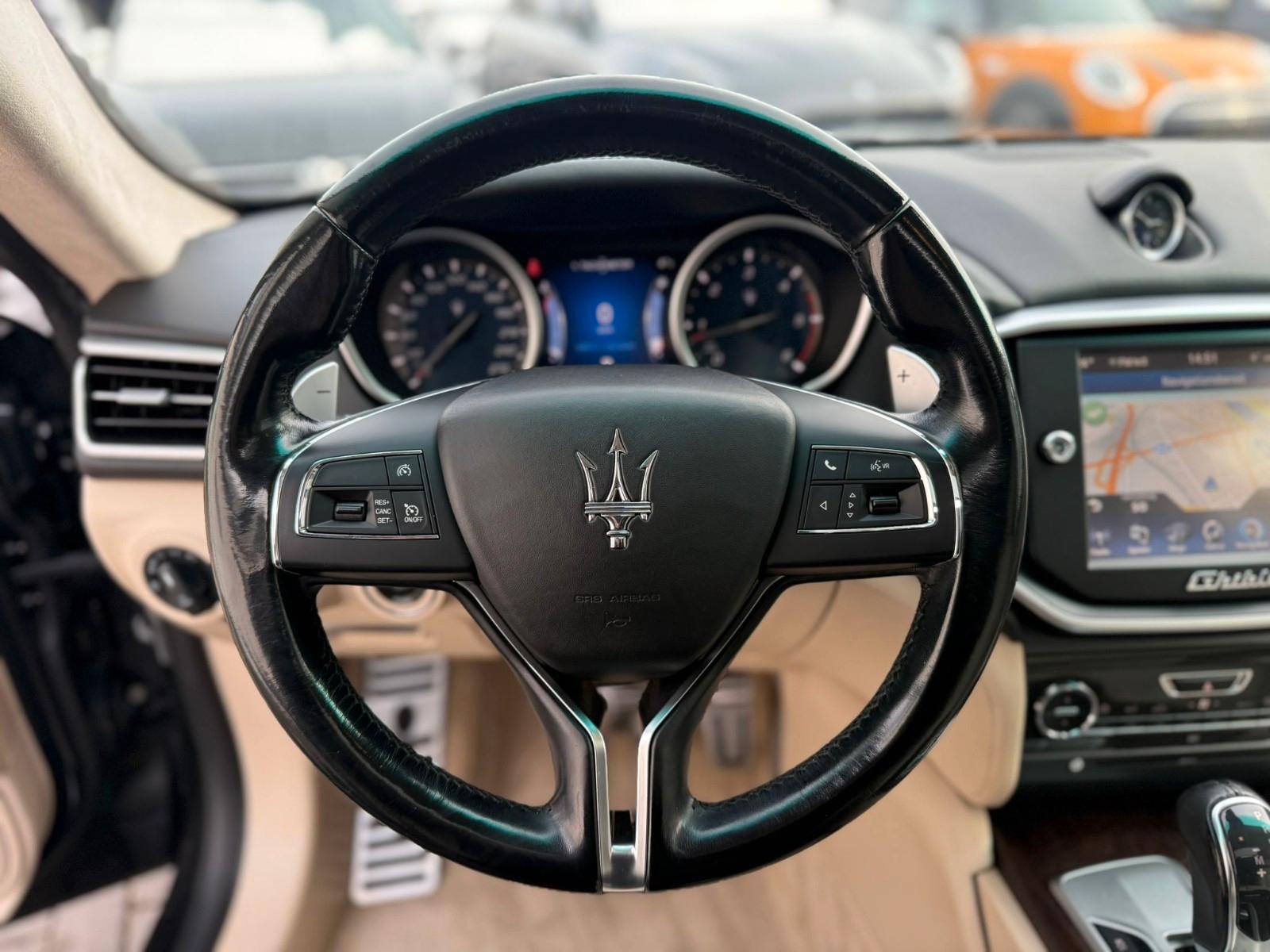 MASERATI GHIBLI 3.0 V6 DIESEL 272ch - CUIR - TOIT OUVRANT - CAMÉRA 360° - APPLE CARPLAY - BI-XÉNON