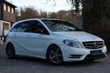Mercedes-Benz B 200 7G DCT/PANO/KAMERA/Bi-Xenon/Sport/Leder/ - weiße Mercedes-Benz B-Klasse