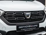 Dacia Lodgy Stepway 7Sitzer 1 HAND 46000KM - Dacia Van 7-Sitzer