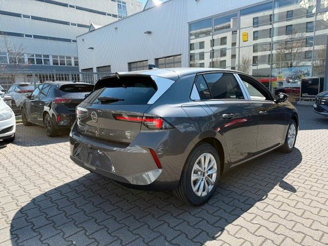 Fahrzeugabbildung Opel Astra Edition 1.2l 130PS Navi/Kamera!