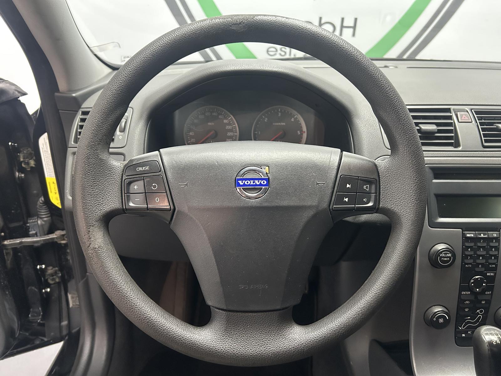 Volvo V50 2005 — photo 11