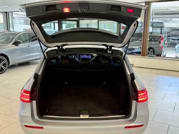 Mercedes E 220 - 9