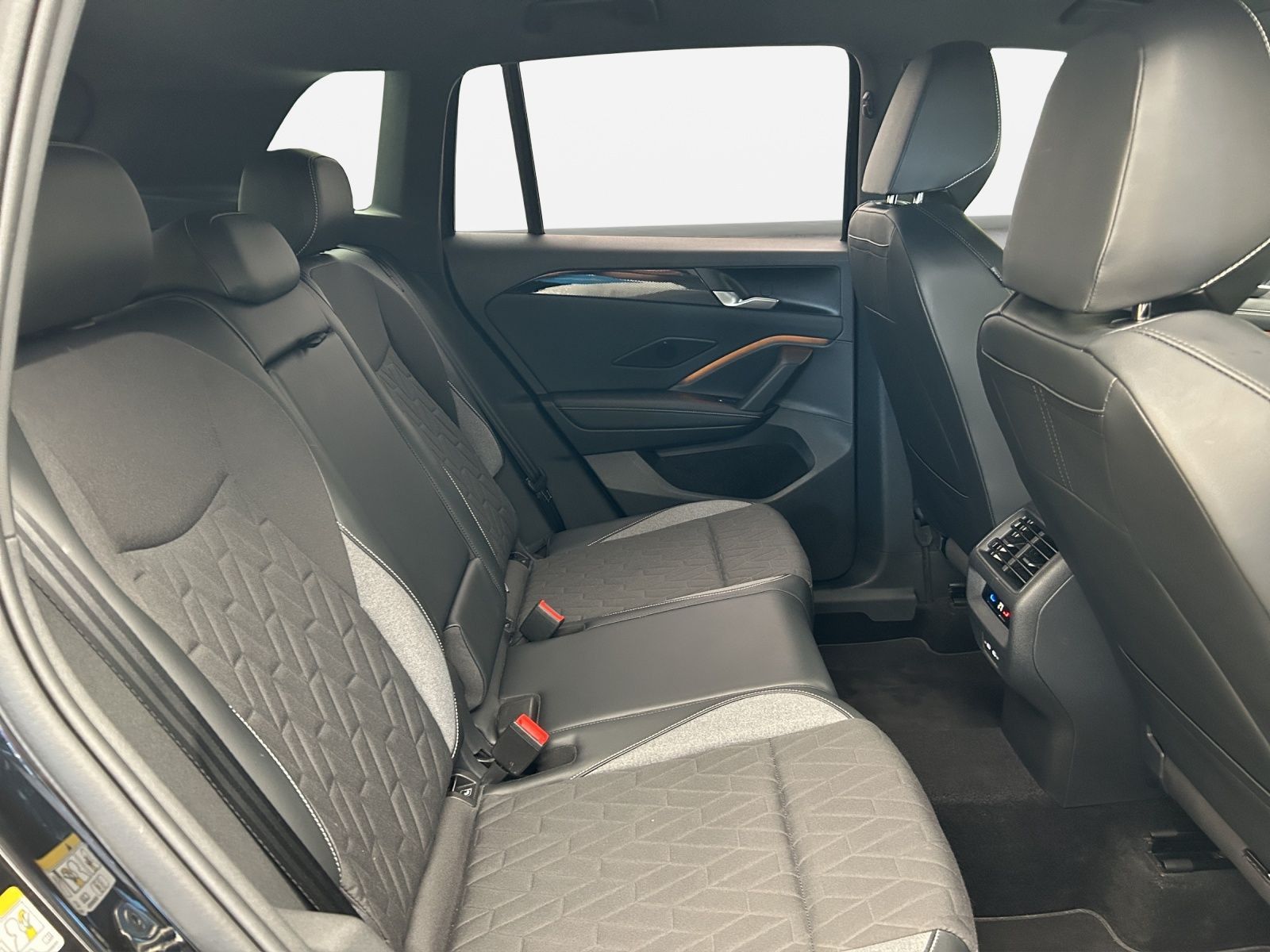 Volkswagen Tiguan - Bild 18