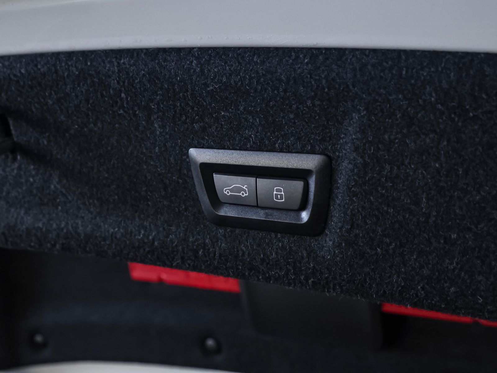 BMW 330 - Bild 8