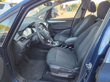 BMW 218 Gran Tourer - 9