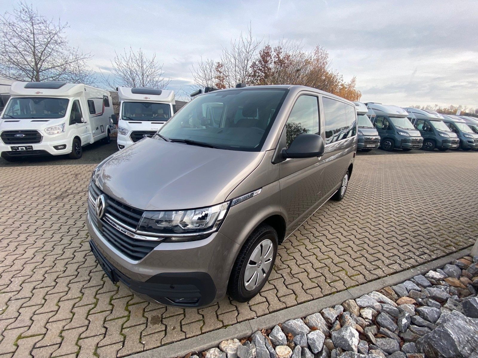 Fahrzeugabbildung Volkswagen T6 Multivan 6.1 Trendline