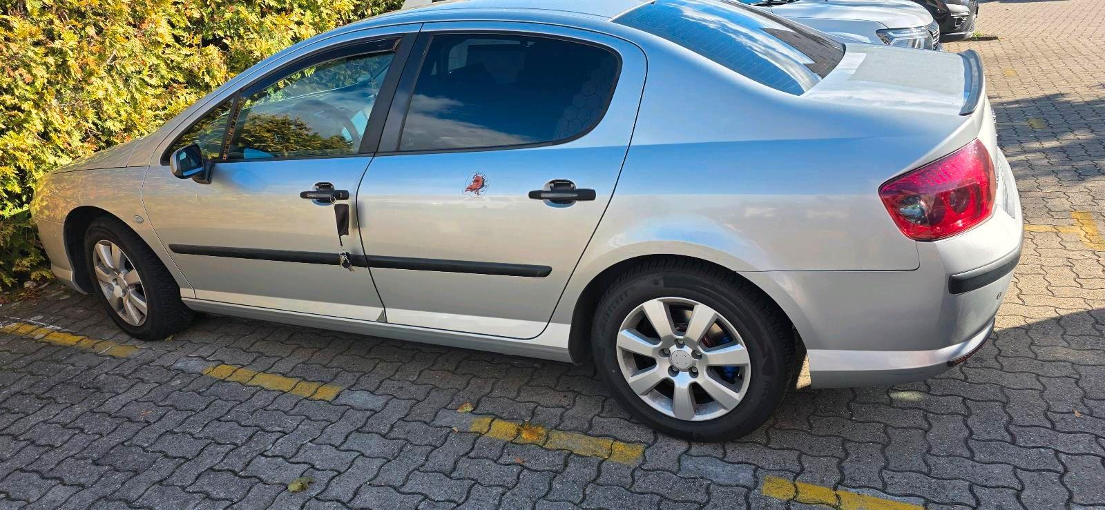 Peugeot 407