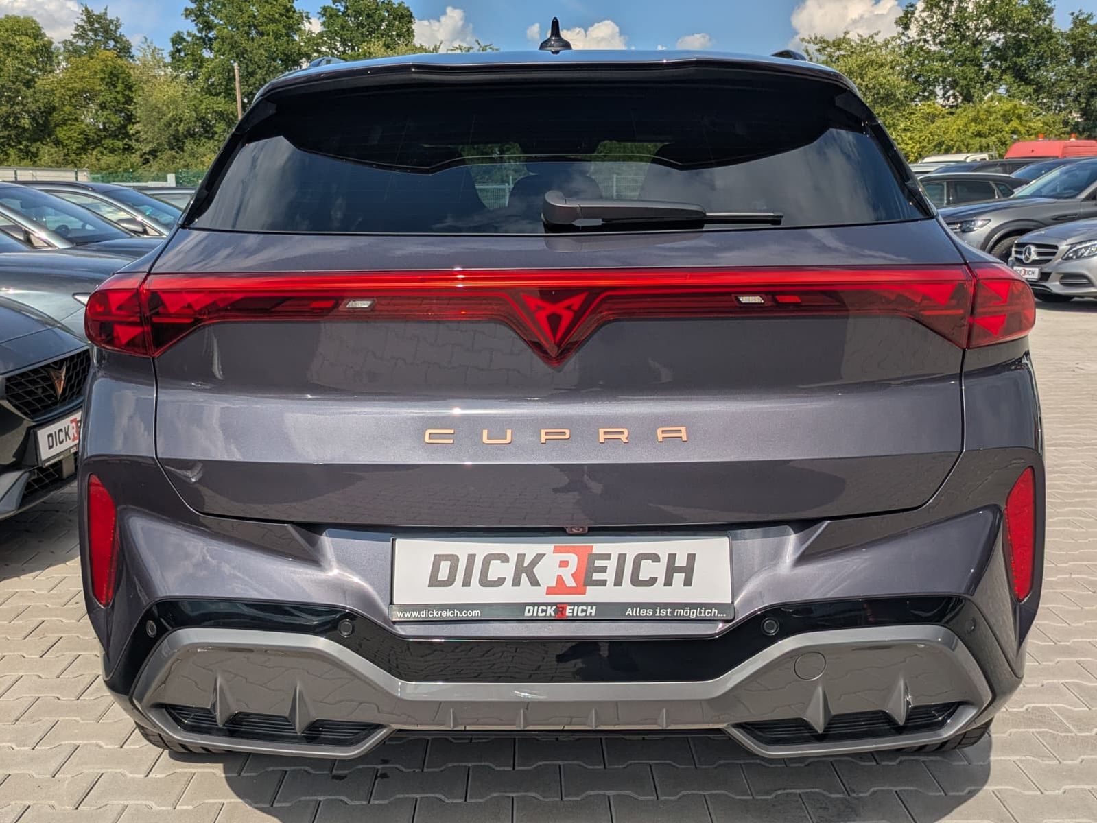 Fahrzeugabbildung CUPRA Terramar 2.0 TSI 4D VZ HUD*MATRIX*PANO*DCC*20"