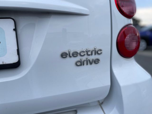 SmartForTwoElectricCoupeWeißAuto