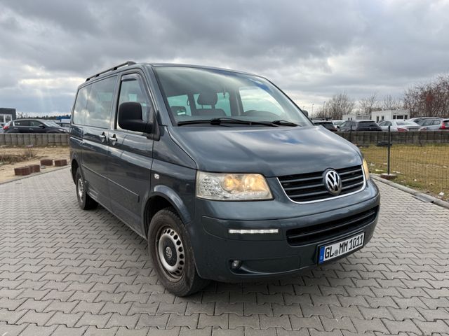 Volkswagen T5 Transporter Bus Multivan Startline