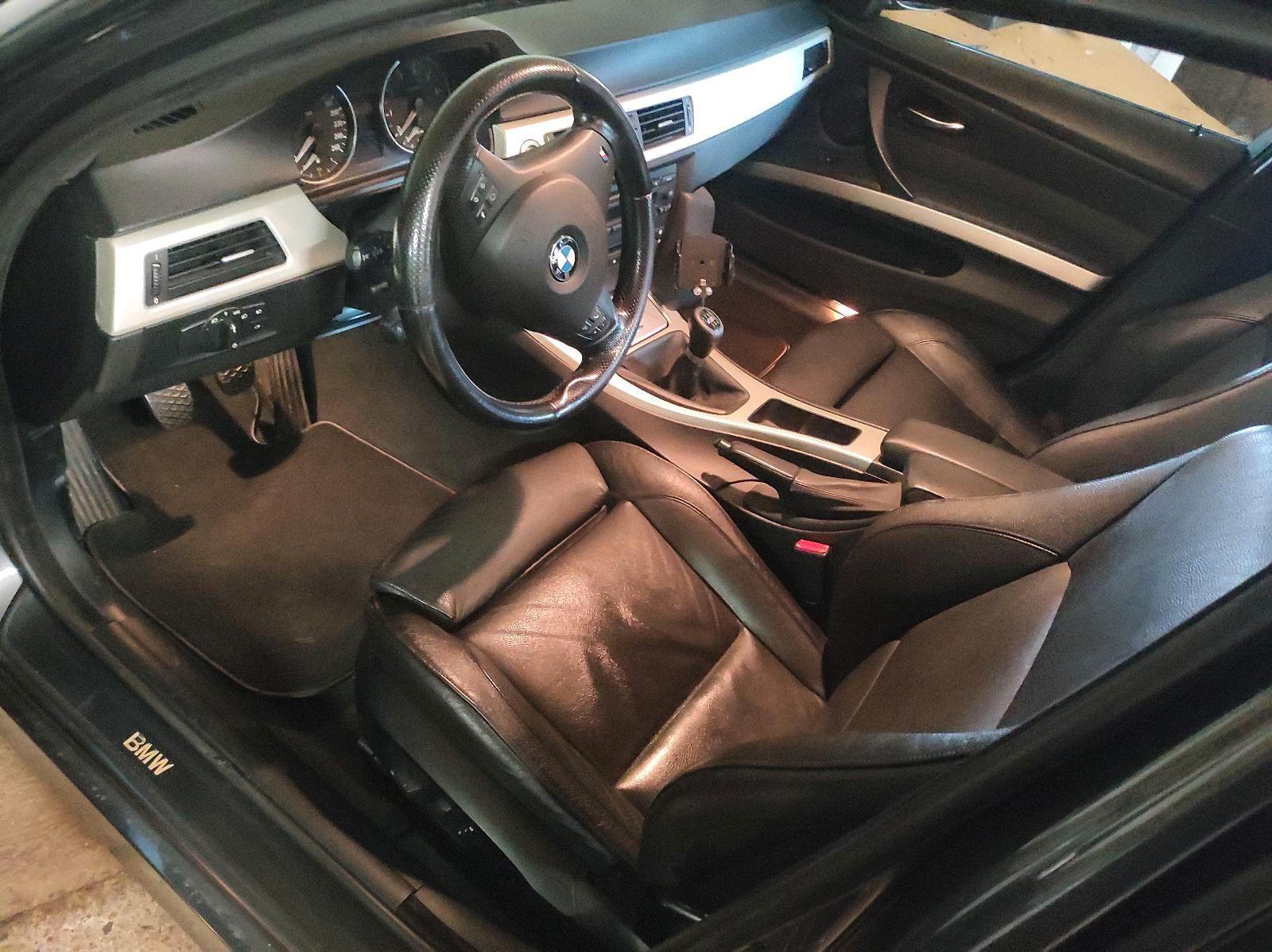 BMW 330 2006 — photo 7