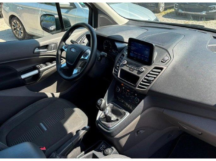 Fahrzeugabbildung Ford Tourneo Connect 1.5 TDCi Grand AHK/KAMERA/PANO/