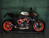 KTM Superduke R - Vollaustattung - voll Carbon 