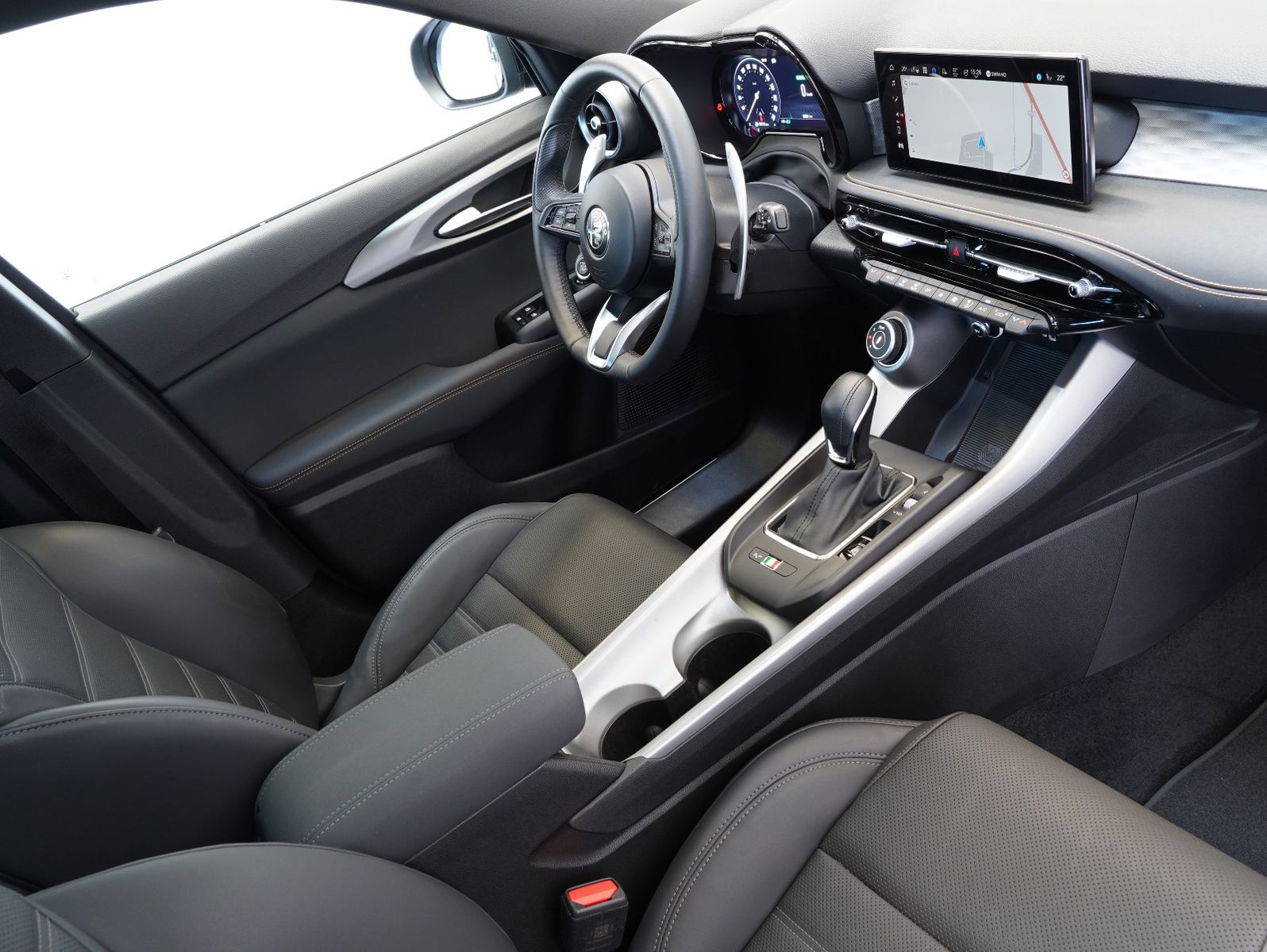 Fahrzeugabbildung Alfa Romeo Tonale 1.5 Mild Hybrid Veloce ACC/NAVI/PANO
