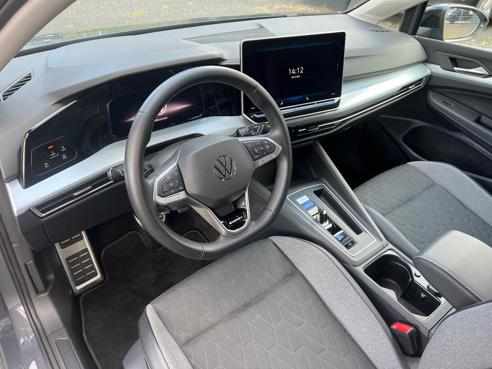 Volkswagen Golf VIII Lim. 1.5 eTSI DSG Energy-NAVI-KAM-GAR, миниатюра 11