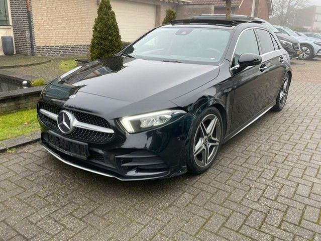 Mercedes-Benz A 180 d AMG LINE panorama dach NAVI LED