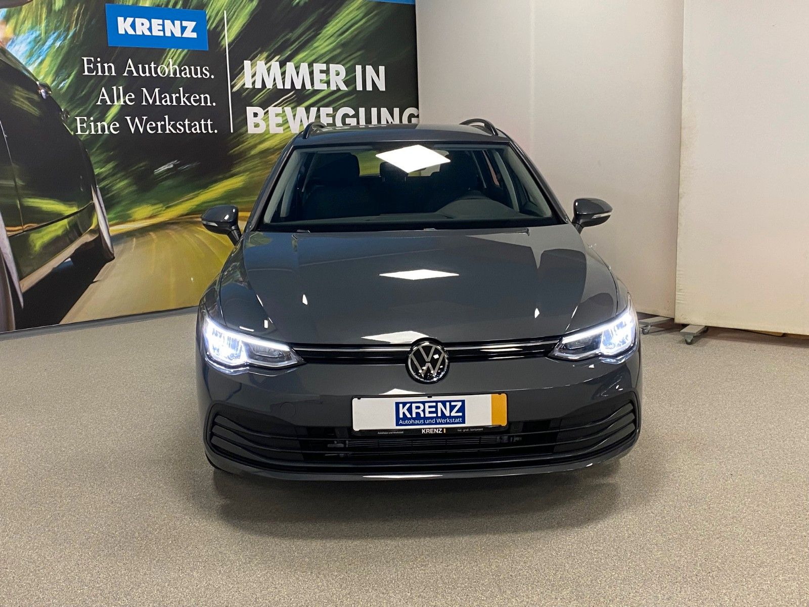 Fahrzeugabbildung Volkswagen Golf 1.5 eTSI DSG Life Variant+GARANTIE bis 2028