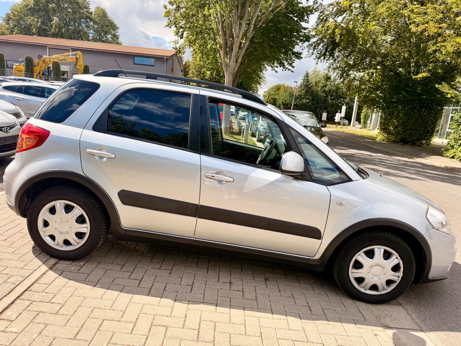 Suzuki SX4 Club/AUTOMATIK/TÜV§INSPEKTIONNEU