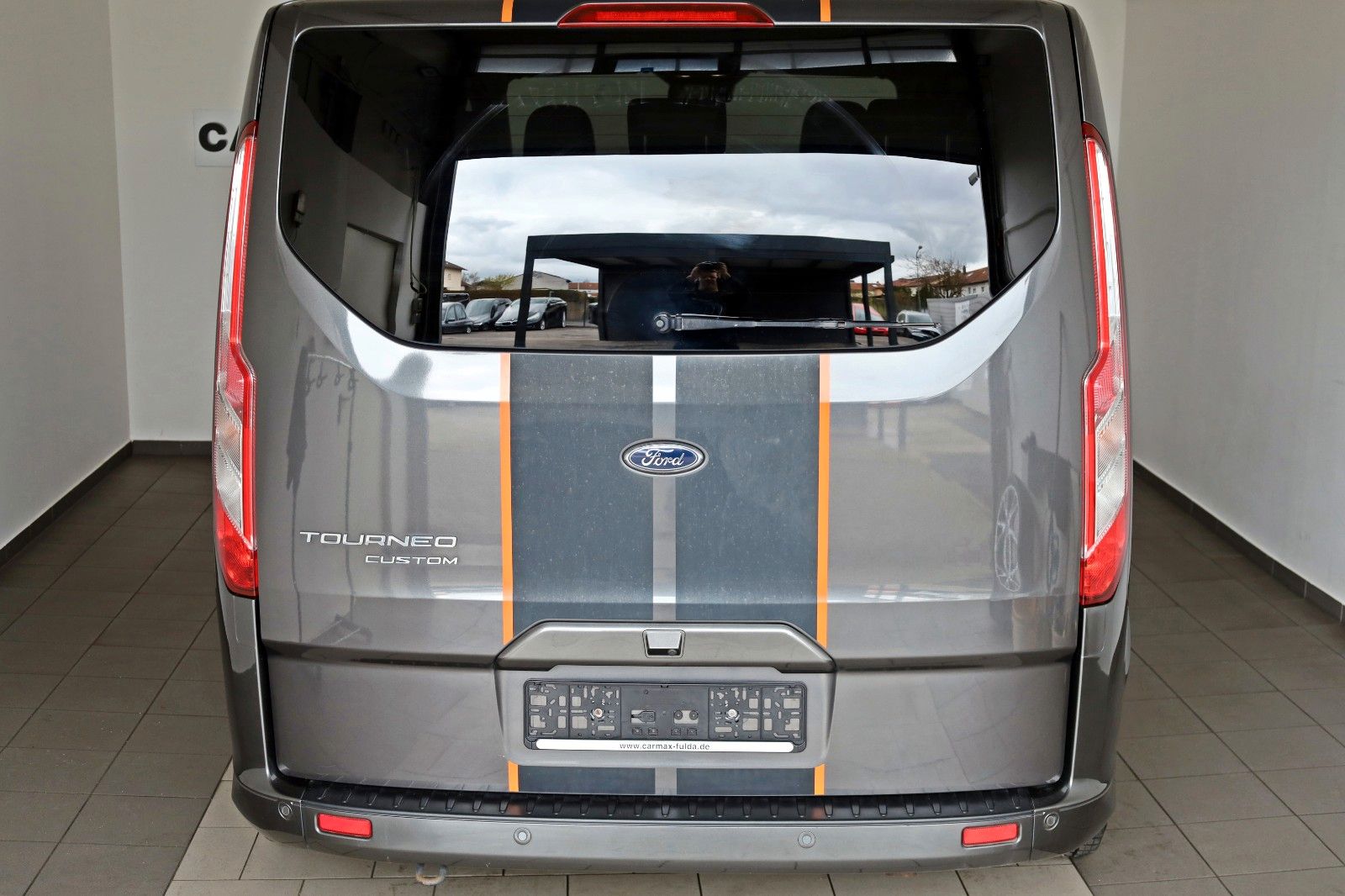 Fahrzeugabbildung Ford Tourneo Custom Sport 8 Sitzer,T.Leder,Navi,Xenon