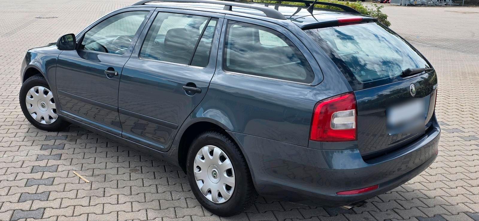 Skoda Octavia 2009 — photo 8