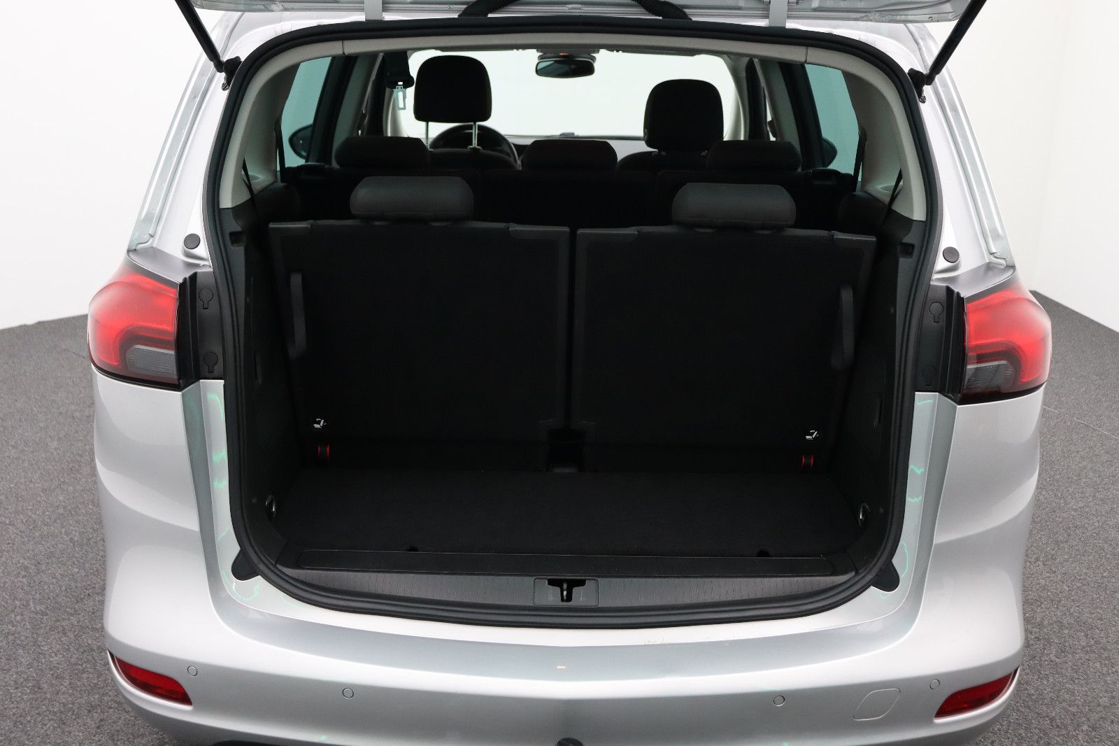 Fahrzeugabbildung Opel Zafira Tourer 1.4 Active