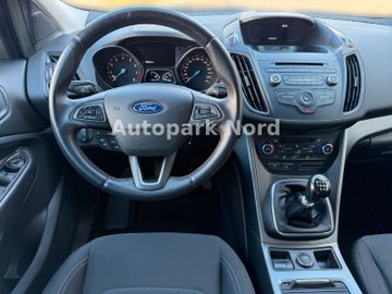 Ford Kuga - 11