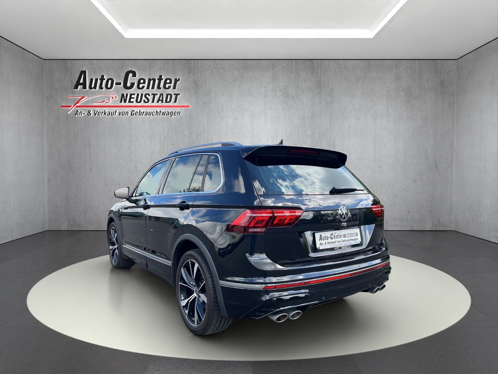 Volkswagen Tiguan R 4Motion MATRIX-LED HUD ACC APP 1-HAND foto 6