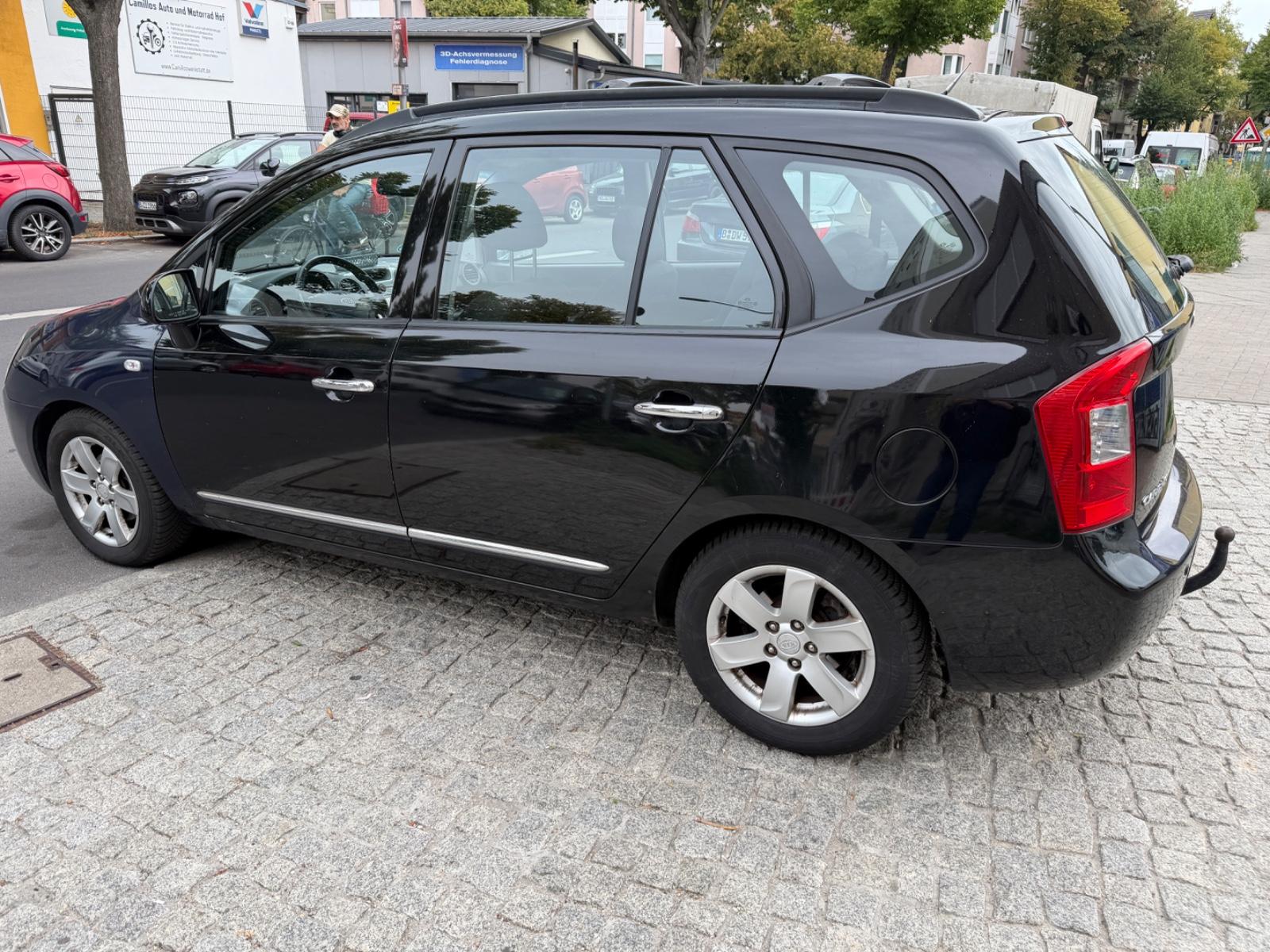 Kia Carens 2009 — engine 1.998 cm³, 144 HP (106kW)