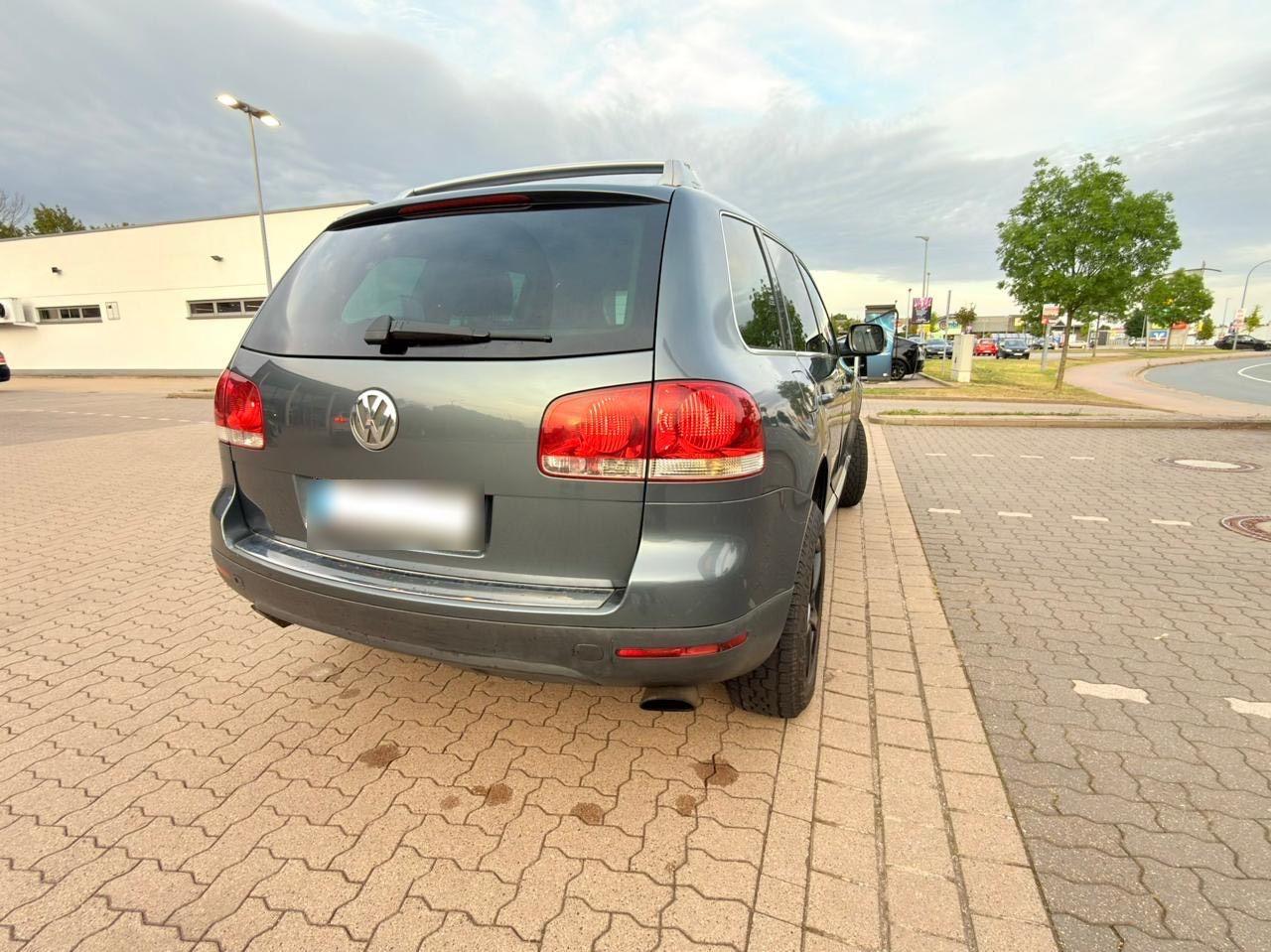 Volkswagen Touareg 2004 — photo 5