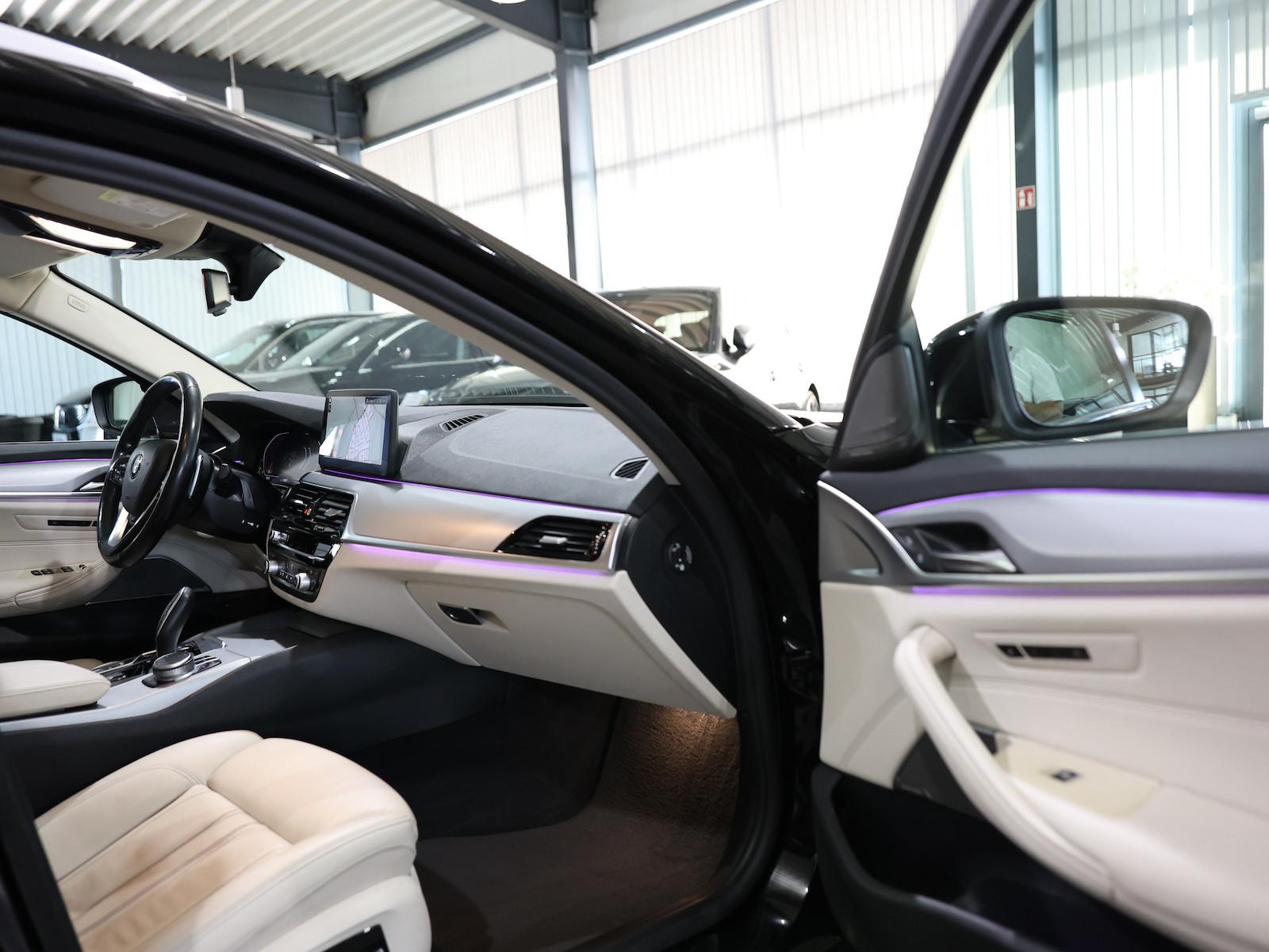 BMW 520d Touring BUSINESS / LIVE-COCKPIT+NAVI+360°