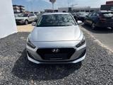 Hyundai i30 Fastback STYLE PLUS SHZ KLIMAAUTOMATIK TE... - Hyundai i30: Fastback
